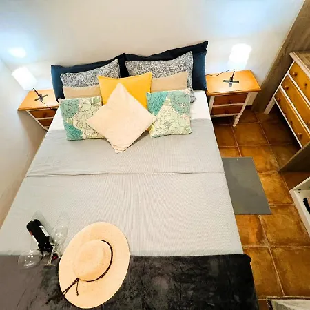 Alcamar Privada Con Areas De Sala, Cocina Y Bano Que Se Comparten Cerca Al Mar! Alcala (Tenerife)