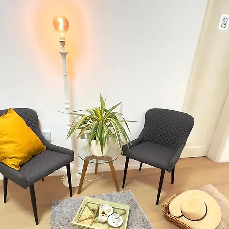 Alcamar Privada Con Areas De Sala, Cocina Y Bano Que Se Comparten Cerca Al Mar! Homestay Alcala (Tenerife)