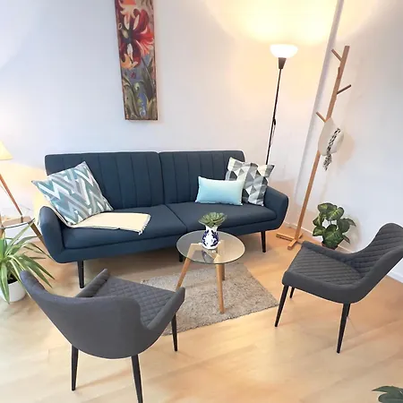 Alcamar Privada Con Areas De Sala, Cocina Y Bano Que Se Comparten Cerca Al Mar! Homestay *