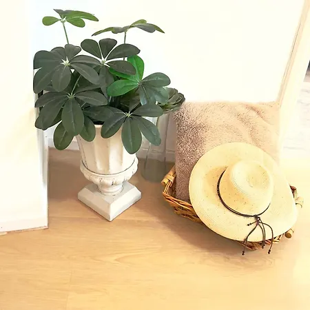 Homestay Alcamar Privada Con Areas De Sala, Cocina Y Bano Que Se Comparten Cerca Al Mar! *