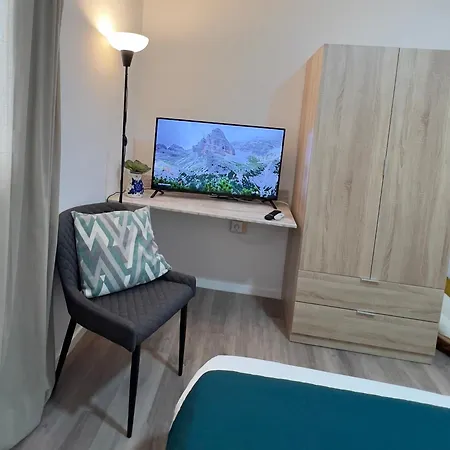 Homestay Alcamar Privada Con Areas De Sala, Cocina Y Bano Que Se Comparten Cerca Al Mar! Alcala (Tenerife)