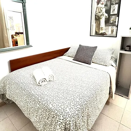 Homestay Alcamar Privada Con Areas De Sala, Cocina Y Bano Que Se Comparten Cerca Al Mar! *