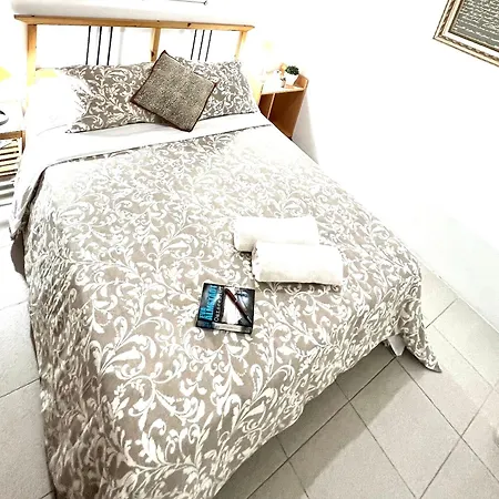 Homestay Alcamar Privada Con Areas De Sala, Cocina Y Bano Que Se Comparten Cerca Al Mar! Alcala (Tenerife)