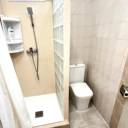 Alcamar Privada Con Areas De Sala, Cocina Y Bano Que Se Comparten Cerca Al Mar! Homestay Alcala (Tenerife)