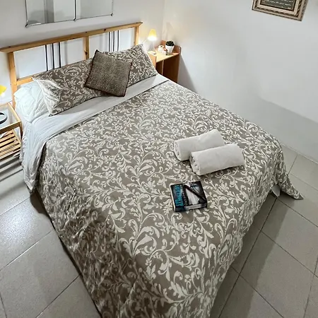 Alcamar Privada Con Areas De Sala, Cocina Y Bano Que Se Comparten Cerca Al Mar! Rum i privatbostad Alcalá la Real